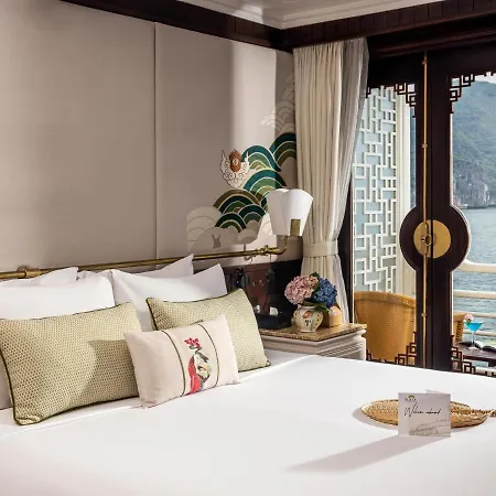 The Au Co Cruise - Managed By Bhaya Cruise Hotel Ha Long Exterior photo