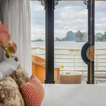 The Au Co Cruise - Managed By Bhaya Cruise Hotel Ha Long Exterior photo