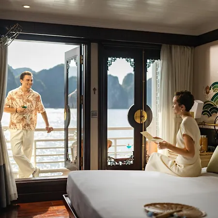 The Au Co Cruise - Managed By Bhaya Cruise Hotel Ha Long Exterior photo