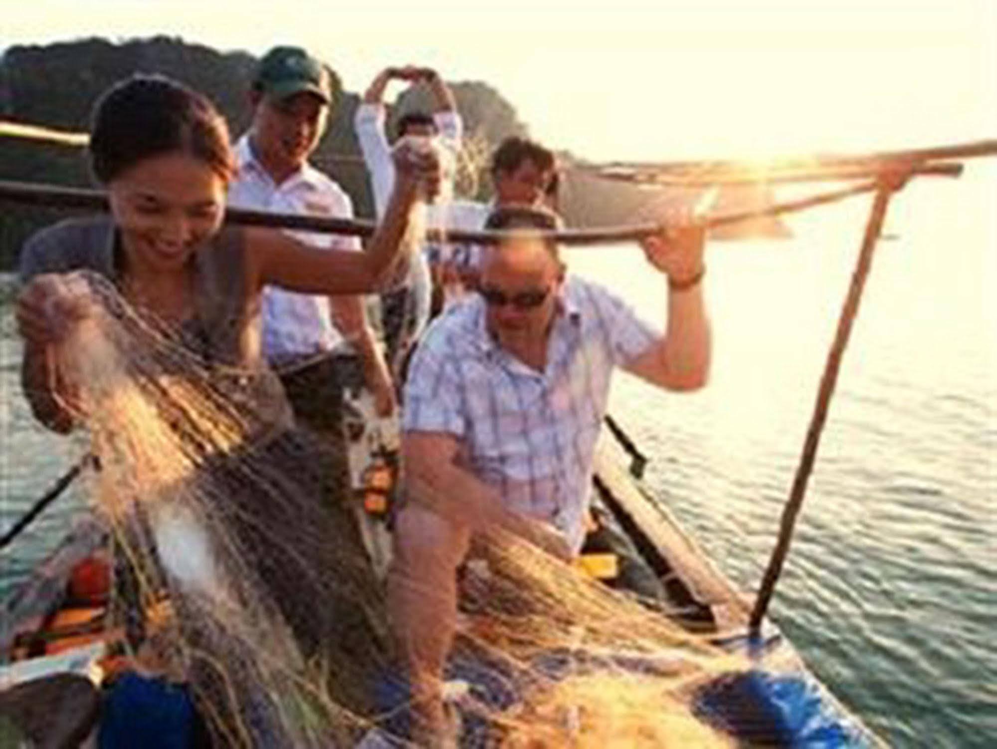  The Au Co Cruise - Managed By Bhaya Cruise 5*