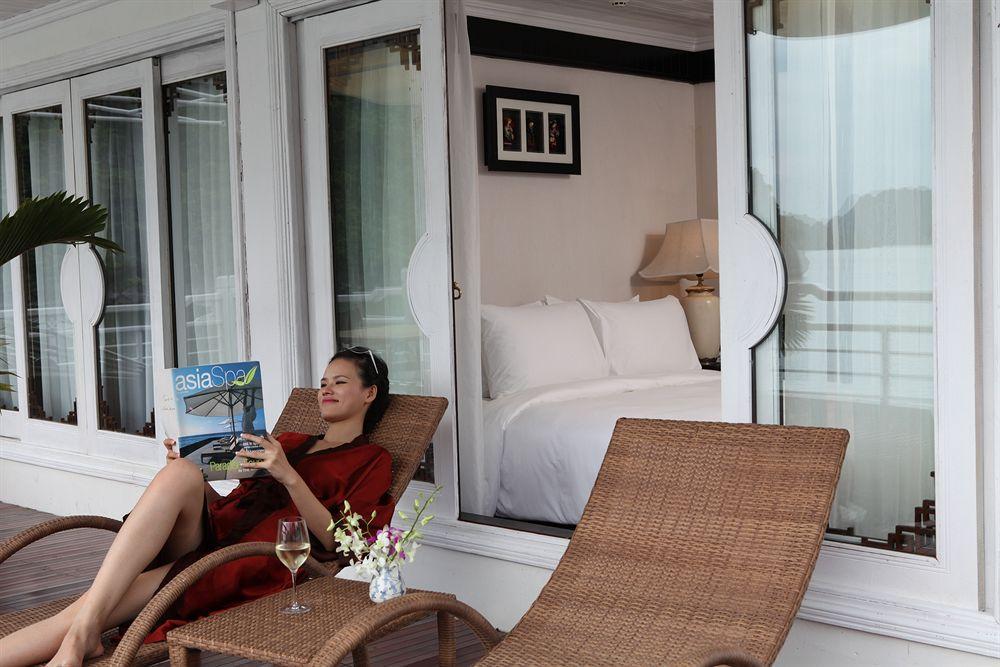 The Au Co Cruise - Managed By Bhaya Cruise  5*